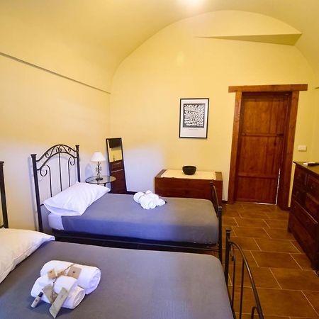 Domum In Petra Casa Nella Roccia Self Check - In Villa Modica Exterior foto